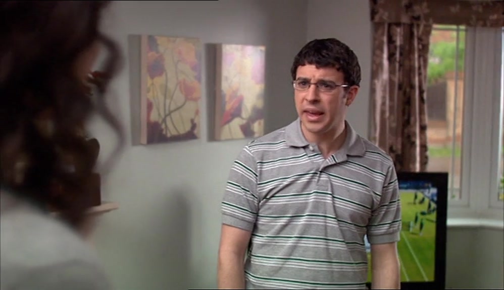 - IT'S CALLED A WII. - IT'S PRETTY NEAT, ISN'T IT? 