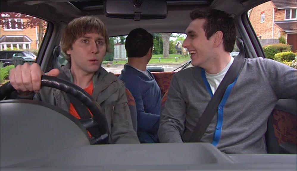 - HE'S STILL THERE! HE'S MUGGING YOU OFF, MATE! - YEAH, WE'LL SEE WHO'S THE CHICKEN. 