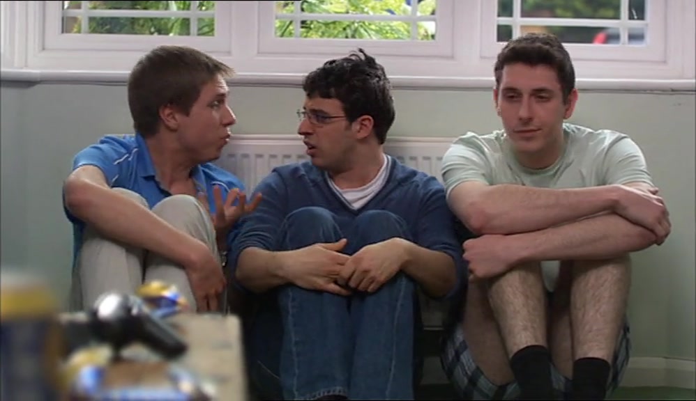 - HIT ME REALLY HARD? - HE WON'T DO THAT. HE WON'T. PLEASE, MATE. 