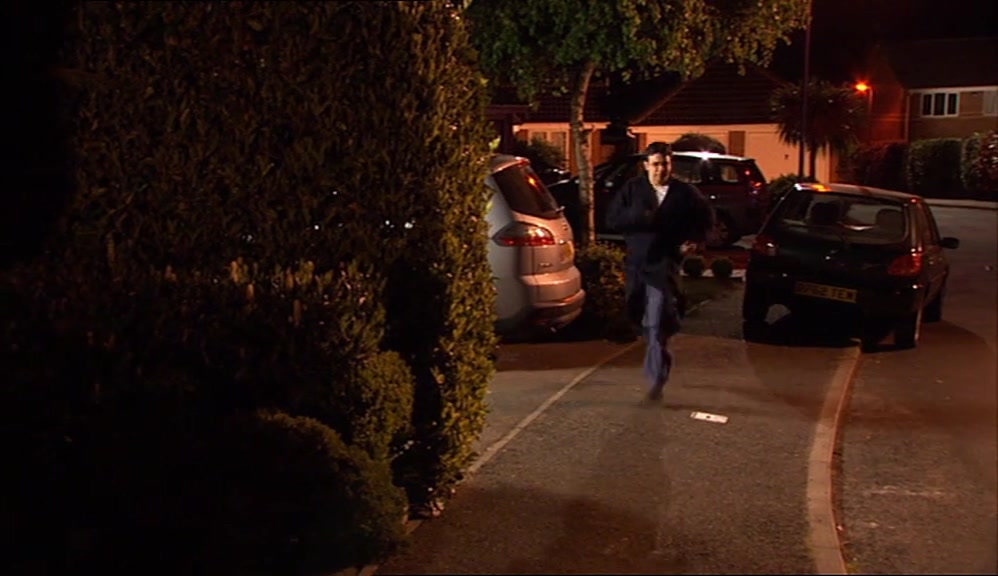 SO, LIKE A SUPERHERO, I WENT OFF TO SIMON'S RESCUE. 