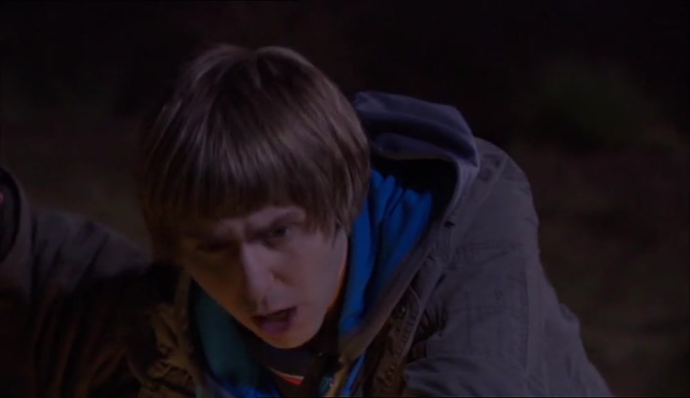- WE'LL HAVE TO SMASH A WINDOW. - FUCKING HELL, JAY, YOU'RE PAYING FOR THAT. 