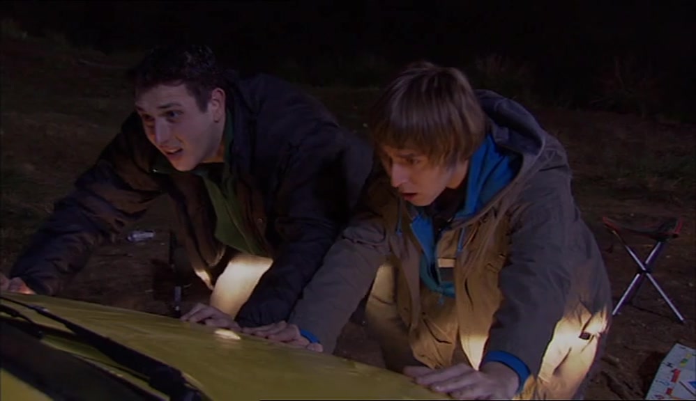 - WE'LL LET GO AFTER THREE, ALL RIGHT? - GOTCHA. 