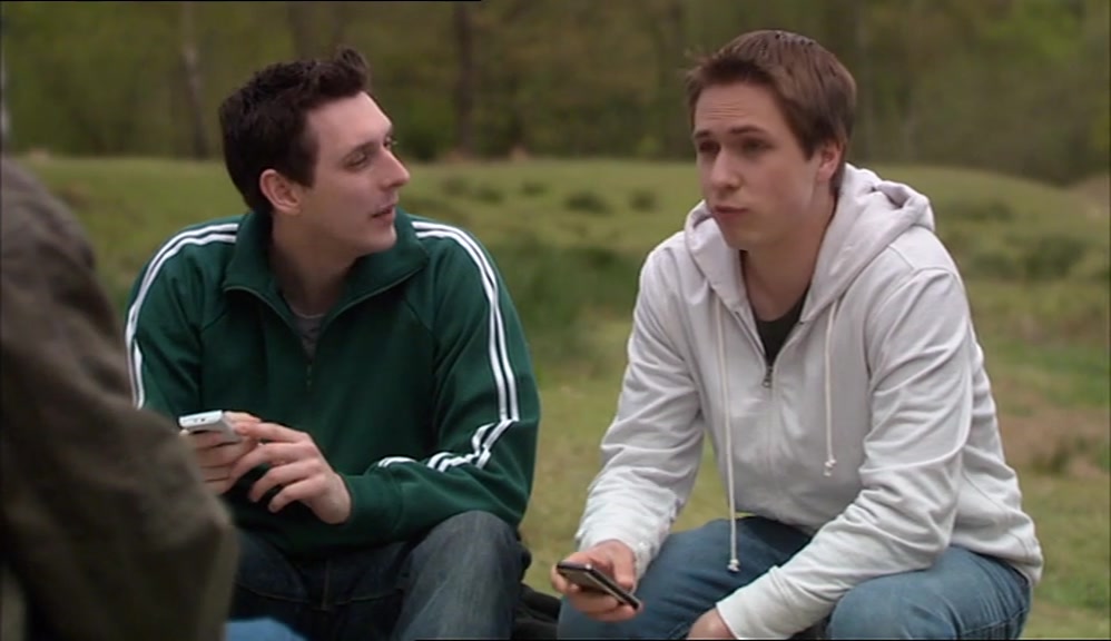 - YEP. - RIGHT THEN, SI, WHAT DID YOU SEND TO, 