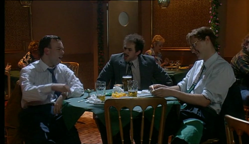 - GEOFF, IT DOESN'T MATTER NOW. - COURSE IT DOES, HE'S NEAR THE END. 