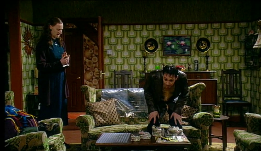 - OH... - WHAT IS IT? 