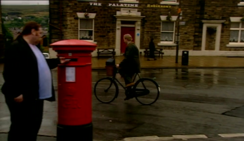 POSTBOX: THANK YOU FORPOSTING A LETTERINSIDE ME. 