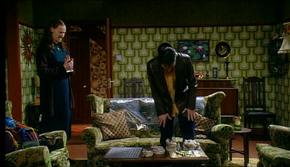 - OH... - WHAT IS IT? 