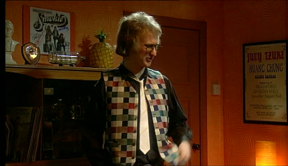 I'LL TELL YOU A GOOD OUTFIT: SMOKEY. DO YOU REMEMBER THEM? 