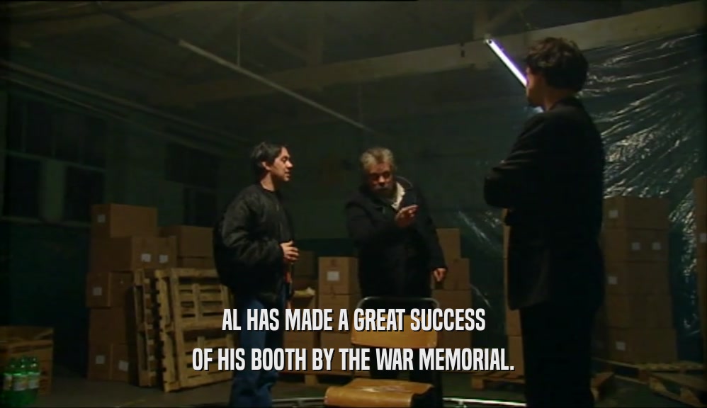 AL HAS MADE A GREAT SUCCESS OF HIS BOOTH BY THE WAR MEMORIAL. 