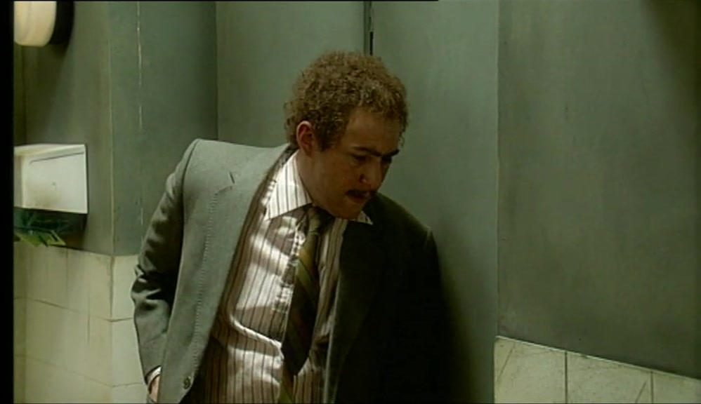 - WHAT ARE YOU DOING? - I'M ON THE TOILET. 