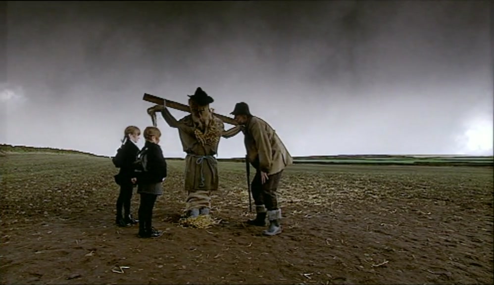 GO BACK TO YOUR SCHOOL TRIP. THEY SHOULDN'T LET YOU WANDER OFF. 