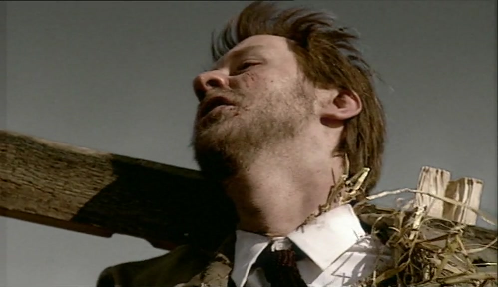 OH, MY GOD! GIRLS, GIRLS! COME HERE!  