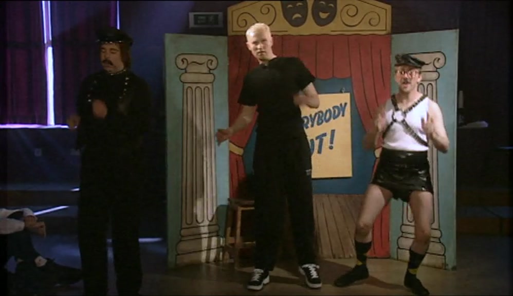 GLORIA'S IS A FUN PLACE, AS LONG AS YOU'RE CAREFUL AND OVER 18. SEE YA! 