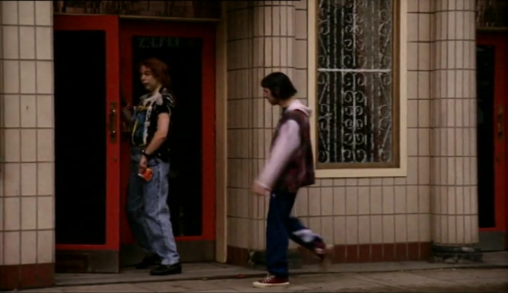 - HURRY UP, WE'RE GOING TO BE LATE. - WE'VE GOT TO GET FOOD YET. 