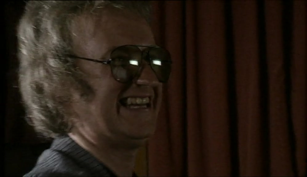 IT'S NOT THE SAME. GIVE US A GO ON YOUR STRAT, I'LL TEACH YOU VOODOO LADY. 