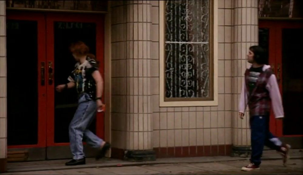 - HURRY UP, WE'RE GOING TO BE LATE. - WE'VE GOT TO GET FOOD YET. 