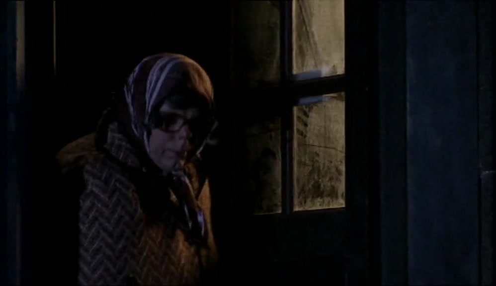 - DAVID! - HELLO, MUM. 