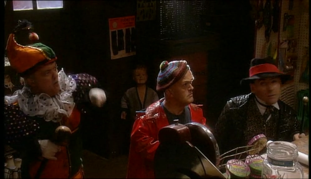 - YOU'RE NO OIL-PAINTING, MISTER! - DO YOU WANT LOLLIPOPS? 