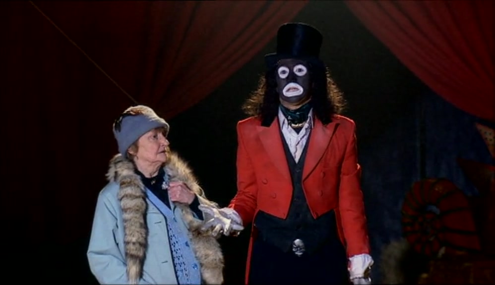 - WHAT?! - GIVE IT TO PAPA LAZAROU! 