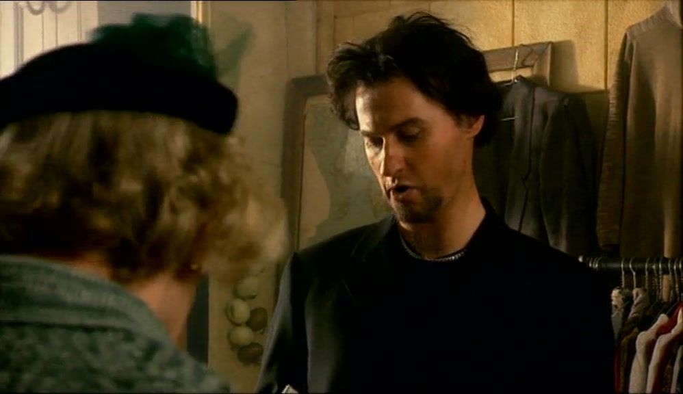 - DON'T THINK SO. - LET'S HAVE A LOOK. 