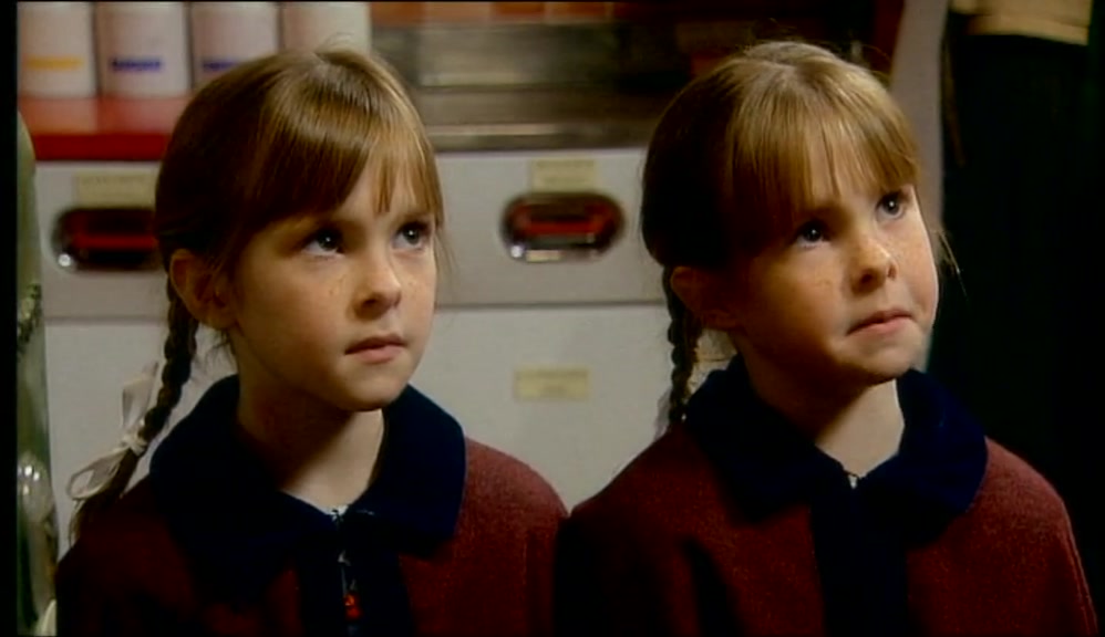 - I'M NOT! - YOU THINK THE HOUSE SEEMS EMPTY. 