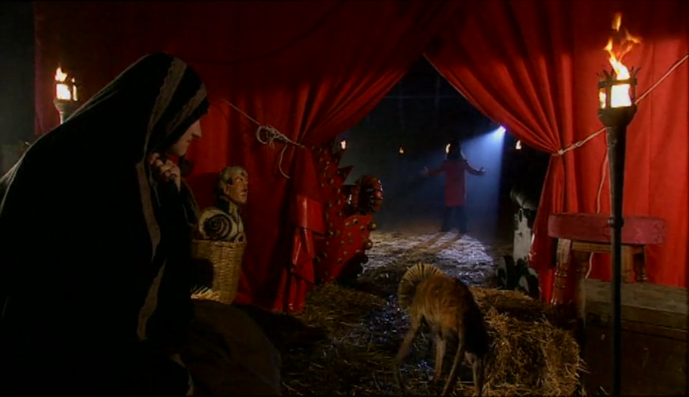 GOOD EVENING, LADIES AND GENTLEMEN. MY NAME IS PAPA LAZAROU. 