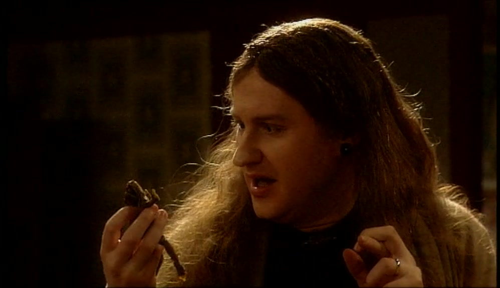 - DON'T OPEN IT! - THERE'S SOMEBODY THERE! 