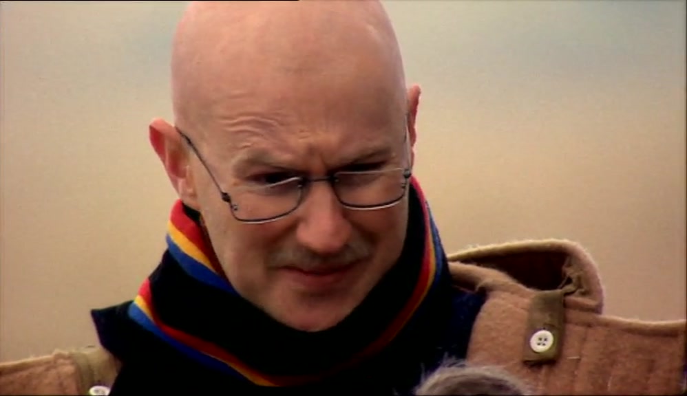 - ALL RIGHT, A POUND! - I DON'T WANT YOUR MONEY! 