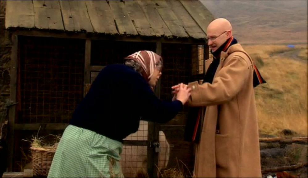 - GIVE IT TO TUBBS! - NO, REALLY, THERE'S NO NEED! 