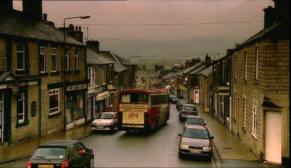 SO, KINDER, HERE WE ARE IN THE LOVELY TOWN OF ROYSTON VASEY! 