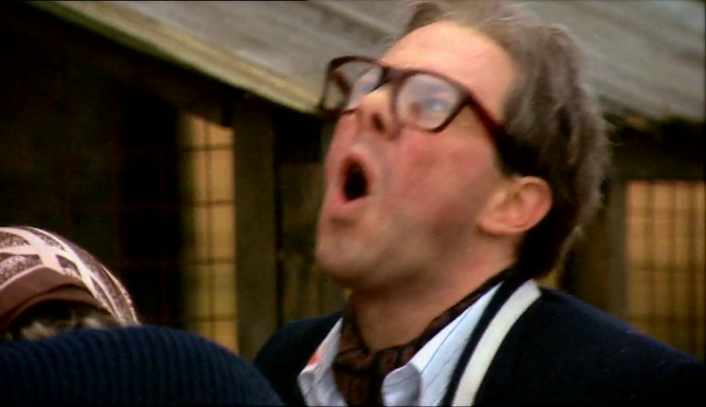 - ALL RIGHT, A POUND! - I DON'T WANT YOUR MONEY! 