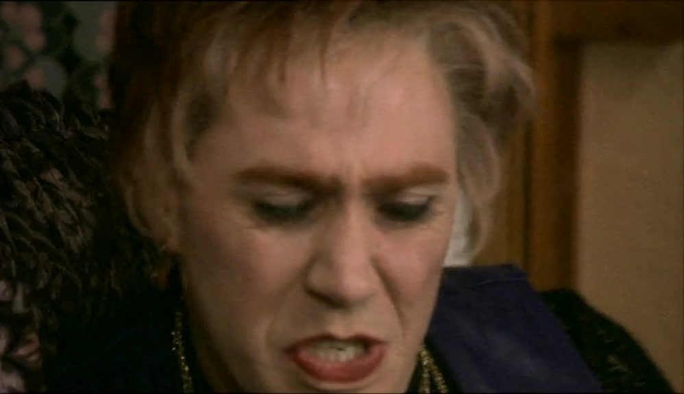 I'M STUCK IN THE HOUSE ALL DAY! I HAVE NOWT TO LOOK FORWARD TO! 