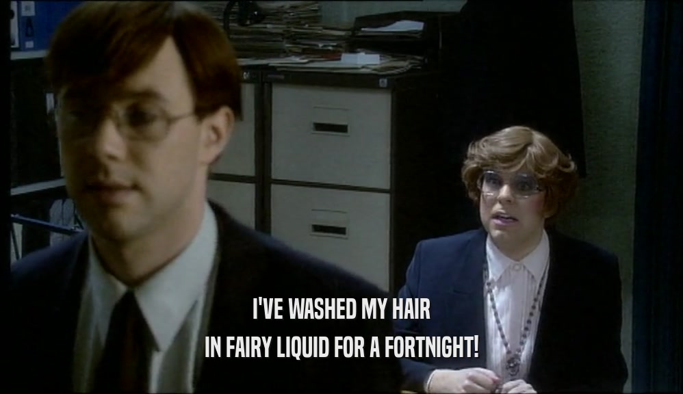 I'VE WASHED MY HAIR IN FAIRY LIQUID FOR A FORTNIGHT! 