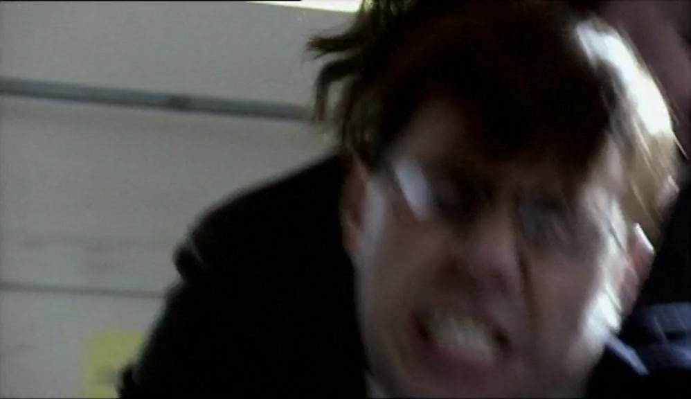 - PAULINE, WHAT'S HAPPENING?! - YOU VICIOUS LITTLE BASTARD! 