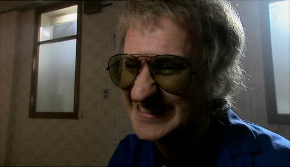MCQUEEN, THERE'S ARSES NEED WIPING!  