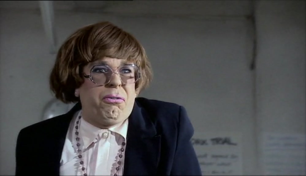 - PAULINE, WHAT'S HAPPENING?! - YOU VICIOUS LITTLE BASTARD! 