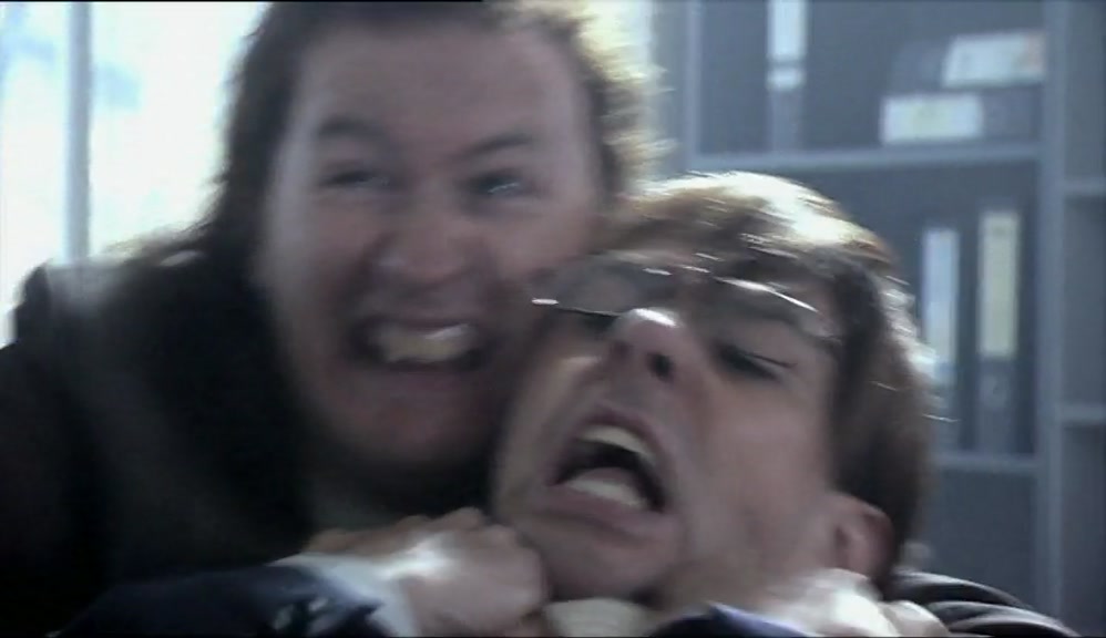- PAULINE, WHAT'S HAPPENING?! - YOU VICIOUS LITTLE BASTARD! 