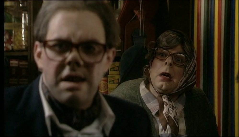 - A NO-TAIL? BUT HOW WILL WE GET ONE? - LEAVE IT TO ME, TUBBS! 