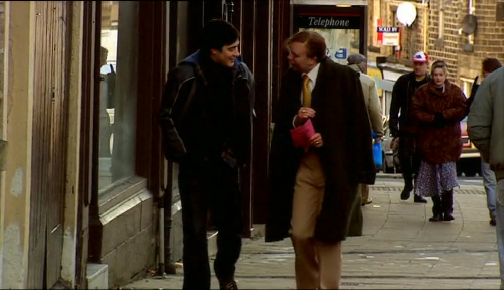 - ALL RIGHT. - ALLES KLAR. 