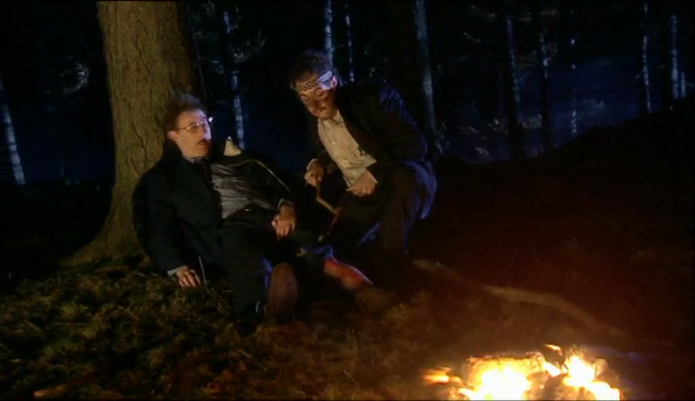 - I'M GOING TO TIE IT TO YOUR LEG. - PLEASE DON'T, GEOFF. 