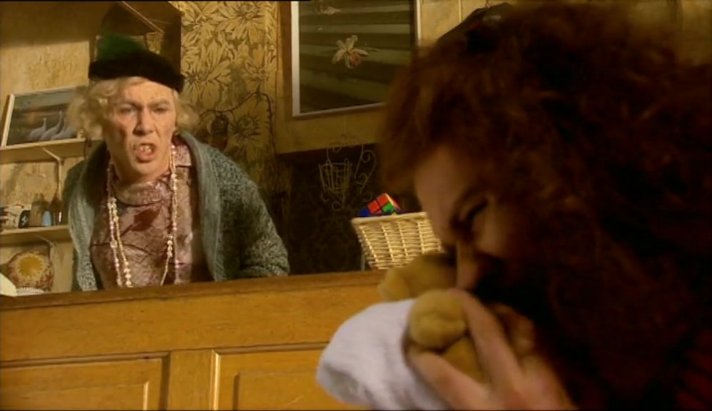 - IT HASN'T GOT ONE. - WE CAN'T TAKE IT. IT'S NOT SAFE. 