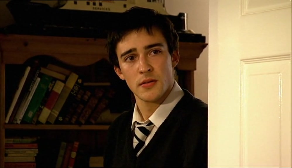 YOU ARE JUST IN TIME, JUSTIN. MAKE YOURSELF AT HOUSE. 