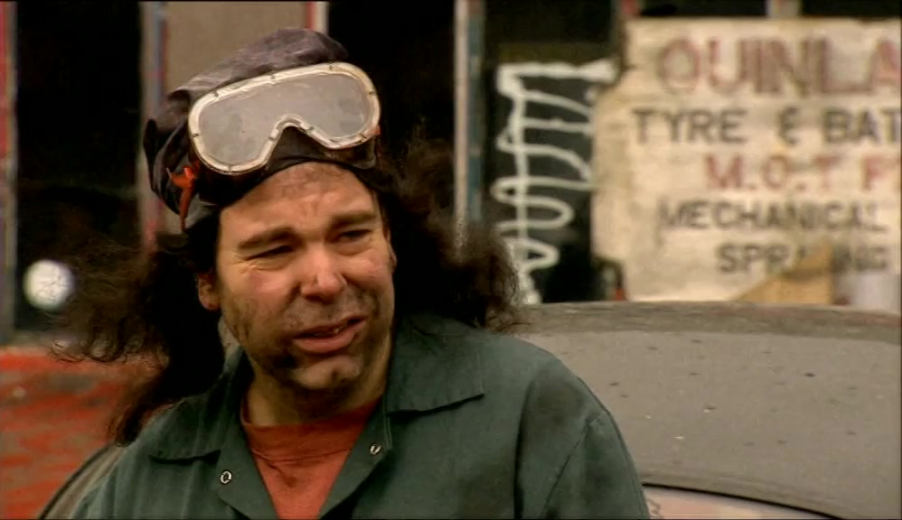 - IS THERE SOMETHING ROUND THE BACK? - YEAH. 