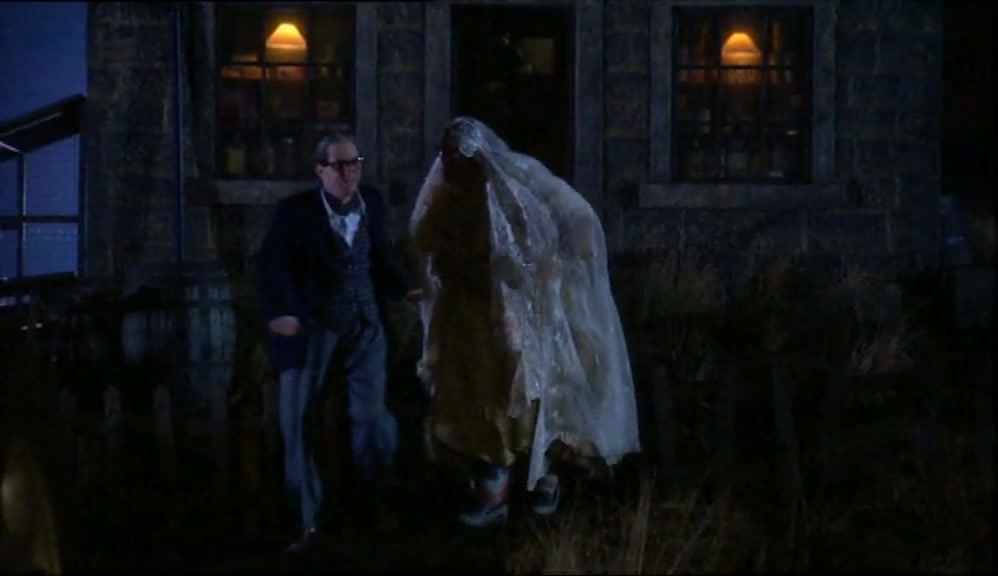 - SHE IS PRETTY, ISN'T SHE? - YES. 