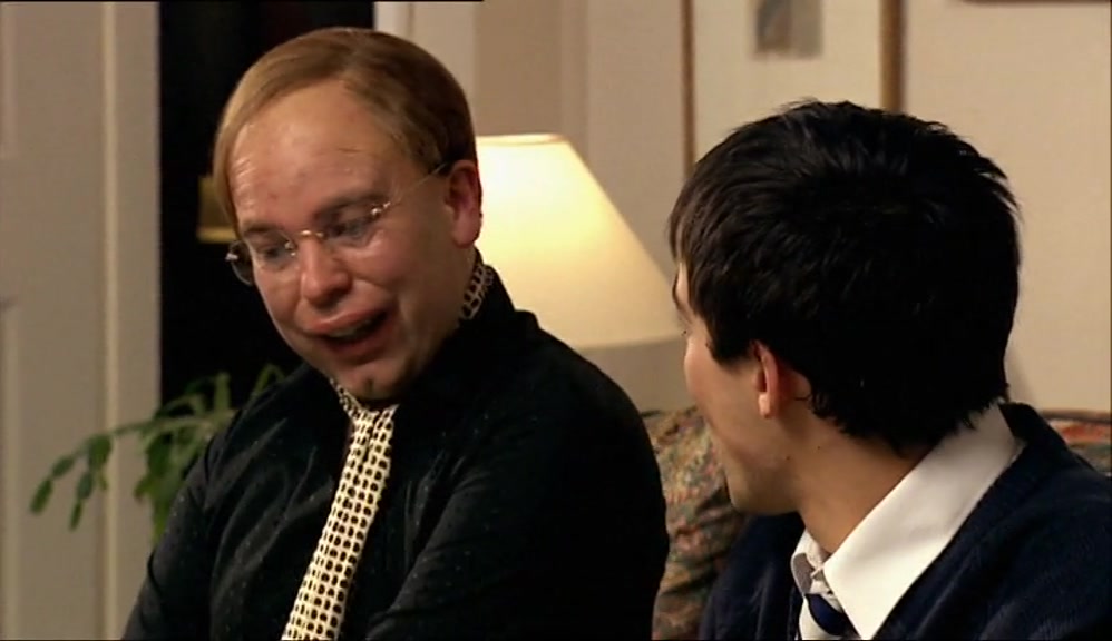 - HAVE YOU EVER BEEN TO LONDON? - SURE. 