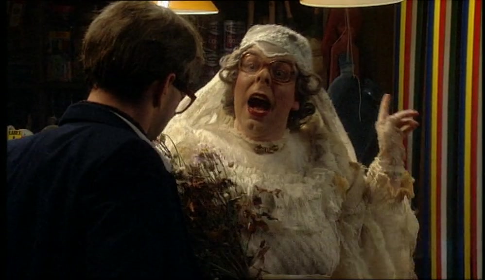 THE NO-TAIL COULD WEAR IT FOR THE WEDDING.  