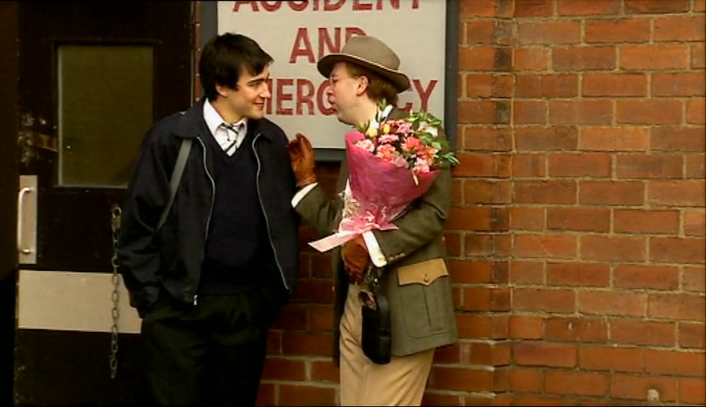 - AH, JUSTIN! EVERYTHING IN ORDNUNG? - YES, THANKS. 