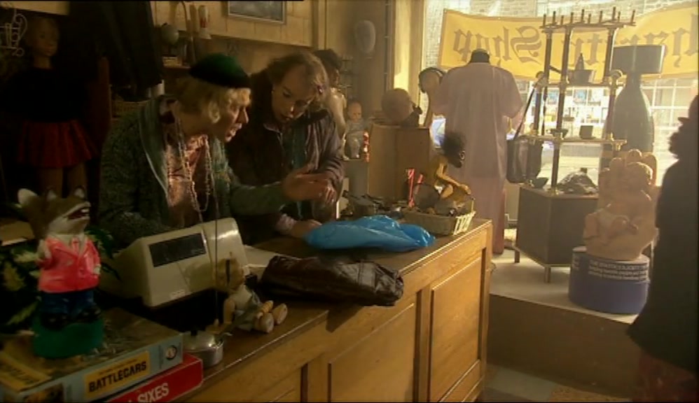 - I PAID THE OTHER LADY. - HAVE YOU GOT 