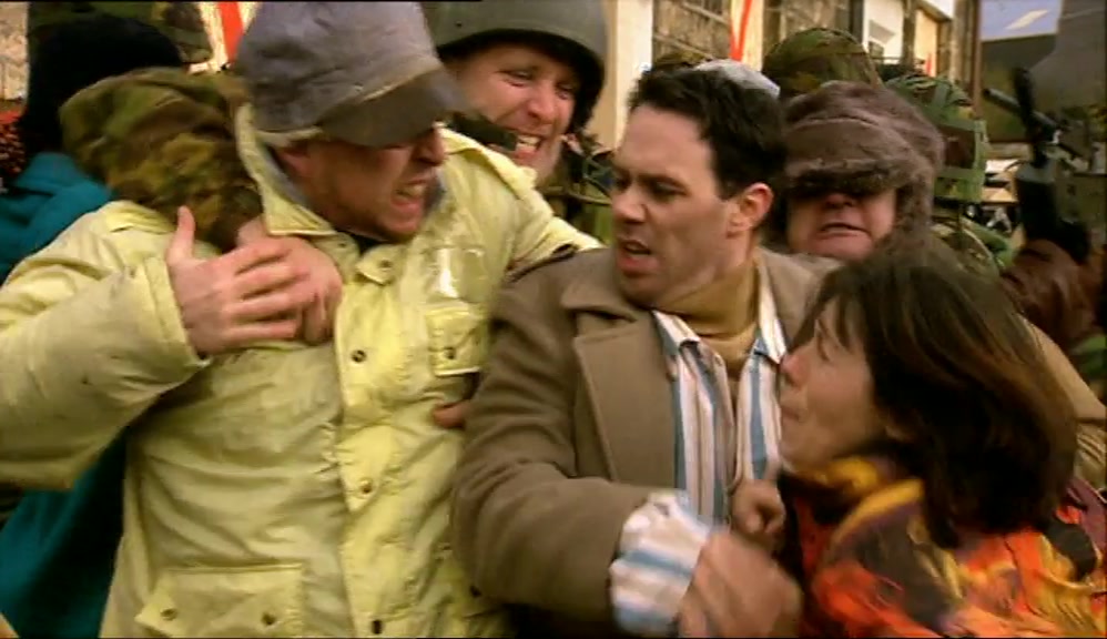 - WHAT'S GOING ON? - THE MAYOR IS DEAD. 