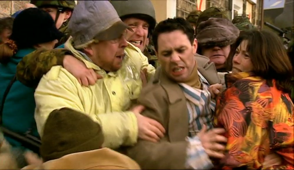 - WHAT'S GOING ON? - THE MAYOR IS DEAD. 